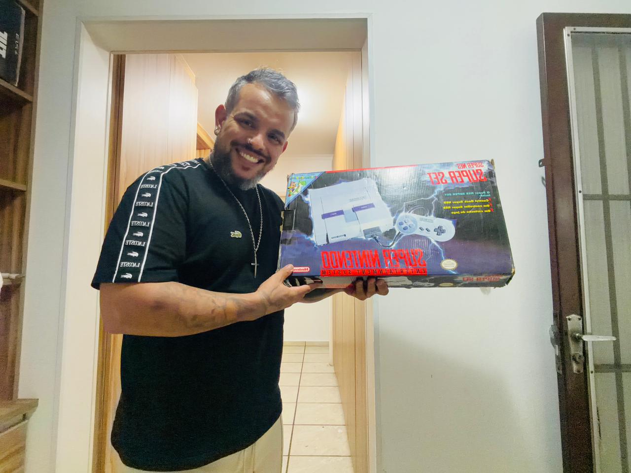 SUPER NINTENDO NA CAIXA 